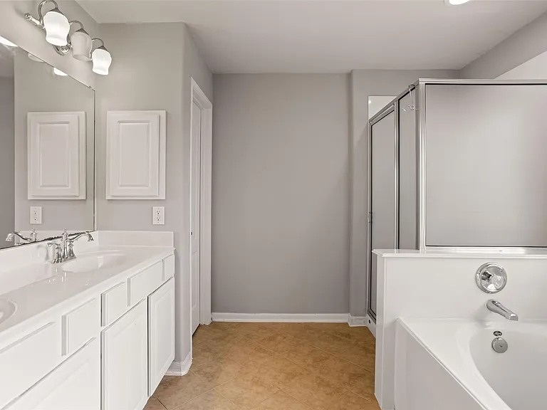 30322 Deleon Fields Dr — Photo 41