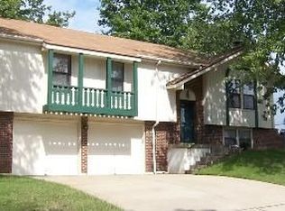 19200 E 12th Ct N, Independence, MO 64056