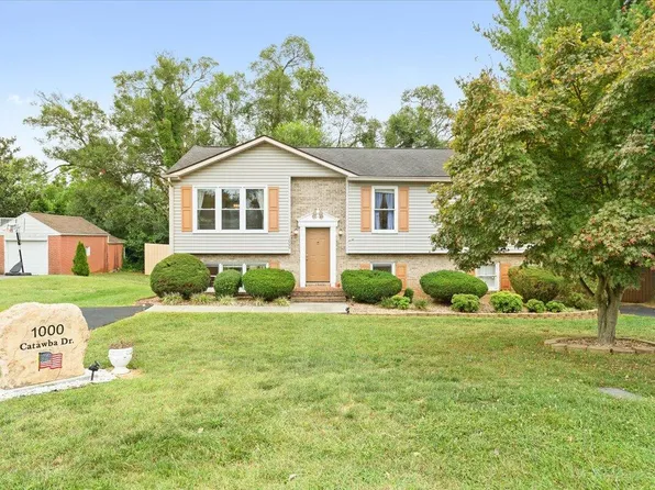 1000 Catawba Dr, Salem, VA 24153