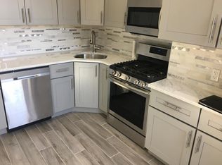 558 Woodward Ave #2, Ridgewood, NY 11385