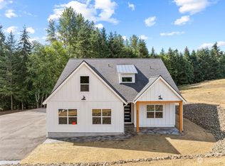 577 Carnine Rd, Castle Rock, WA 98611