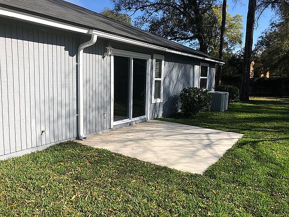2nd image of 4061 Dunraven Ln