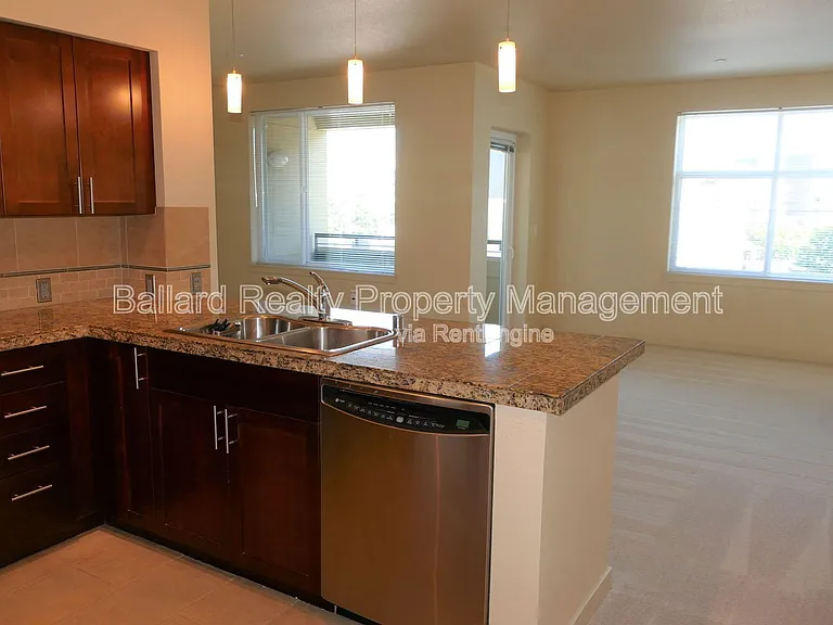 5440 Leary Ave NW #618 — Photo 2