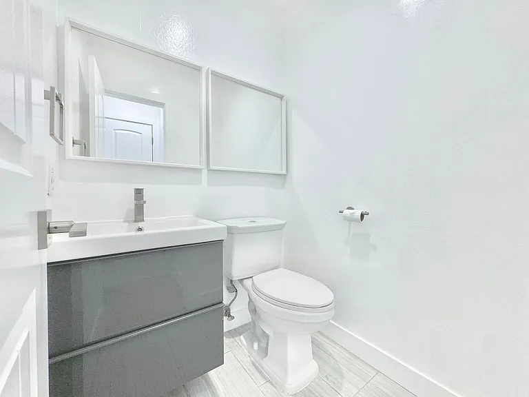 8616 Whitworth Drive — Photo 18