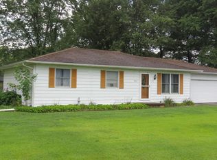 8616 E Jackson Street Rd, Du Quoin, IL 62832