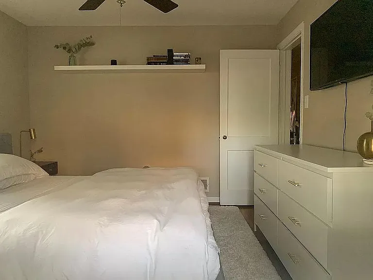 4000 Augusta Ave — Photo 15