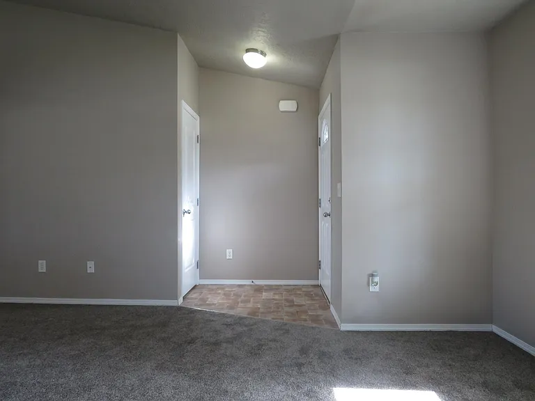 Foyer entrance and coat closet