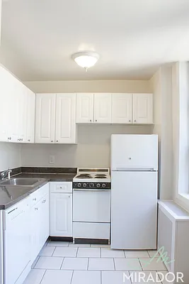 Rented by Mirador Real Estate | media 12