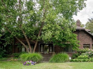 2595 Norfolk Rd, Cleveland Heights, OH 44106