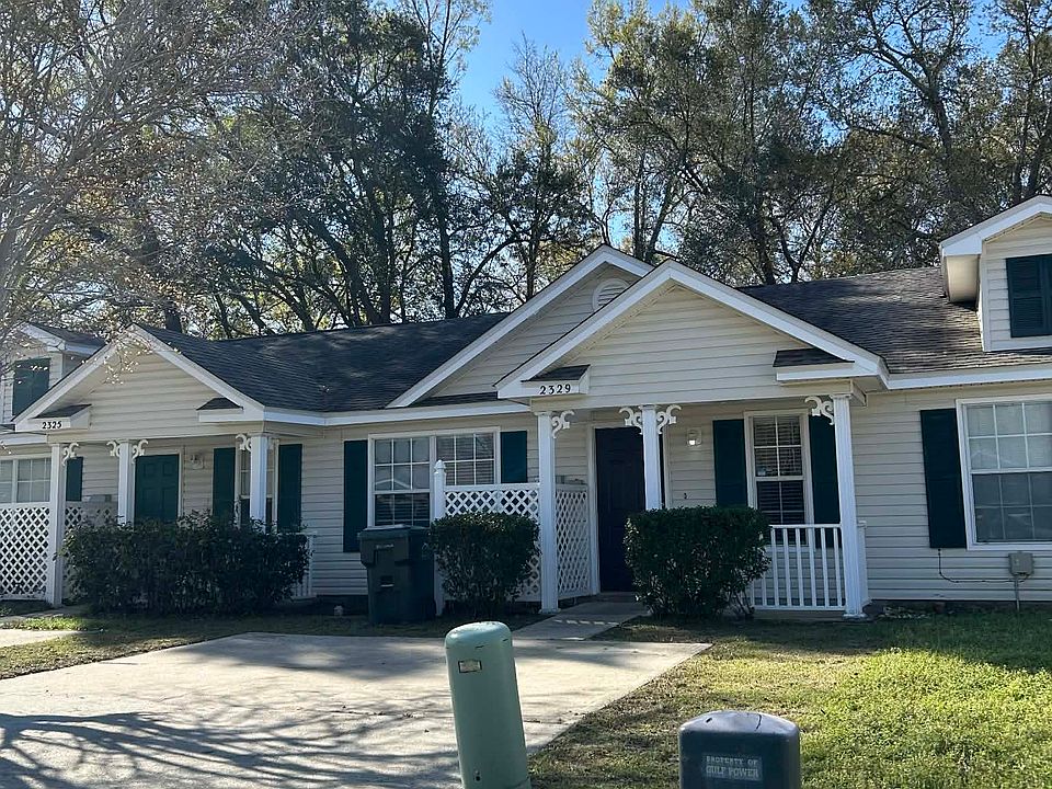 1st image of 2329 Trailwood Dr