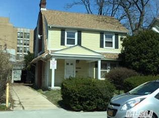 14607 Georgia Rd, Flushing, NY 11355