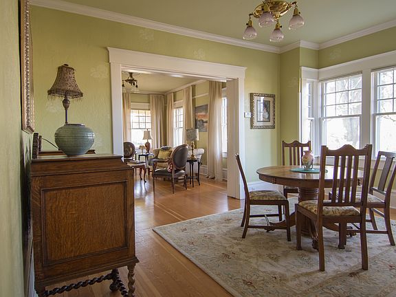 Crown Molding Throughout