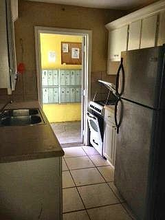 3rd image of 2900 NE 17th Ave APT 220