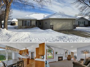 904 Willow View Cir, Waite Park, MN 56387