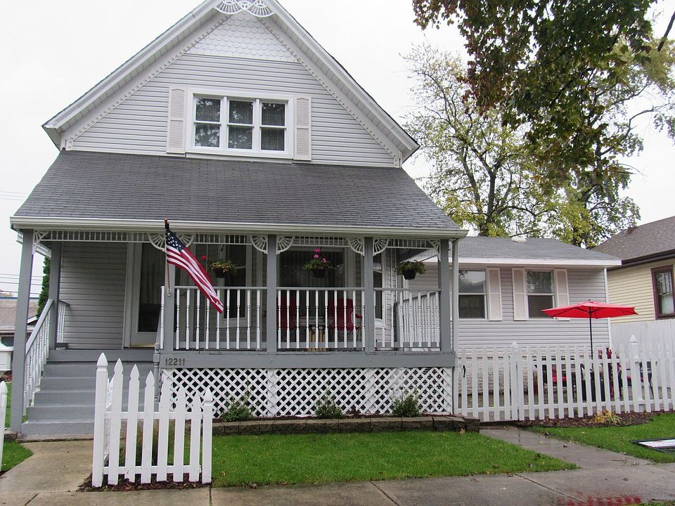 1st image of 12211 Artesian Ave