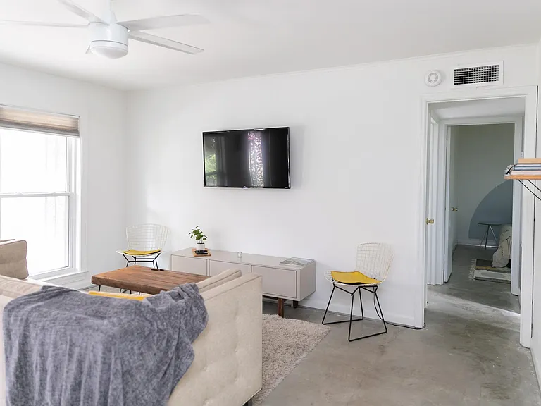 640 Cornell St — Photo 12