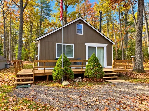 13779 W Shore Dr, Millersburg, MI 49759