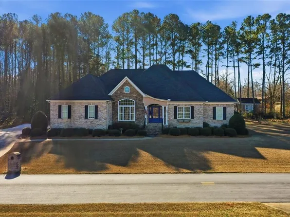 35 Maple Valley Dr, Villa Rica, GA 30180