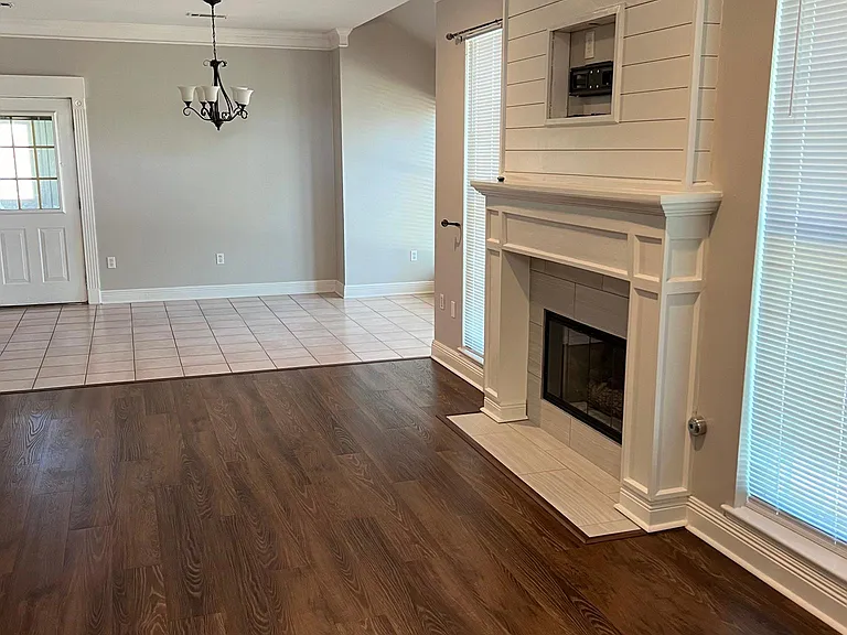 18548 Lake Camellia Ave — Photo 8