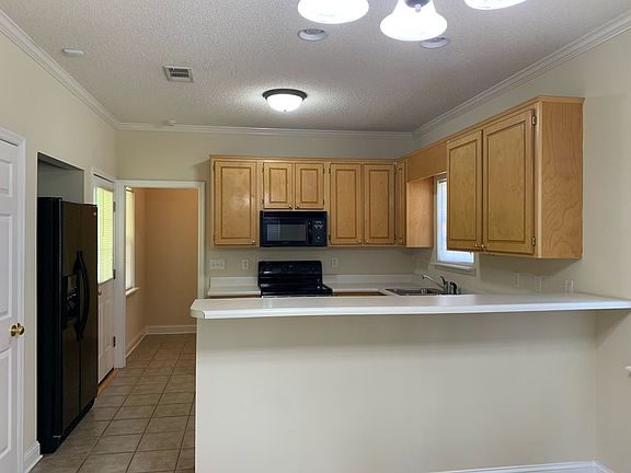 3rd image of 234 Long Pine Dr