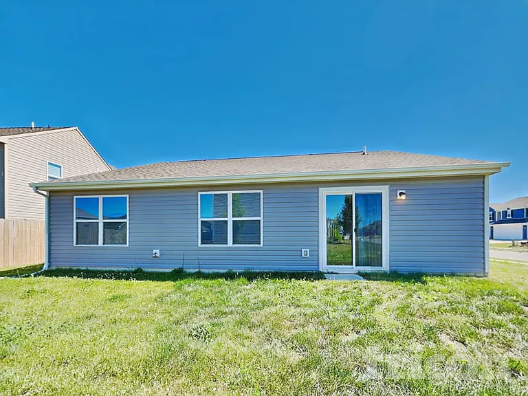 4822 Penoyer Ln — Photo 15