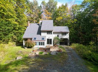 1224 Marsh Family Road, Hartford, VT 05059