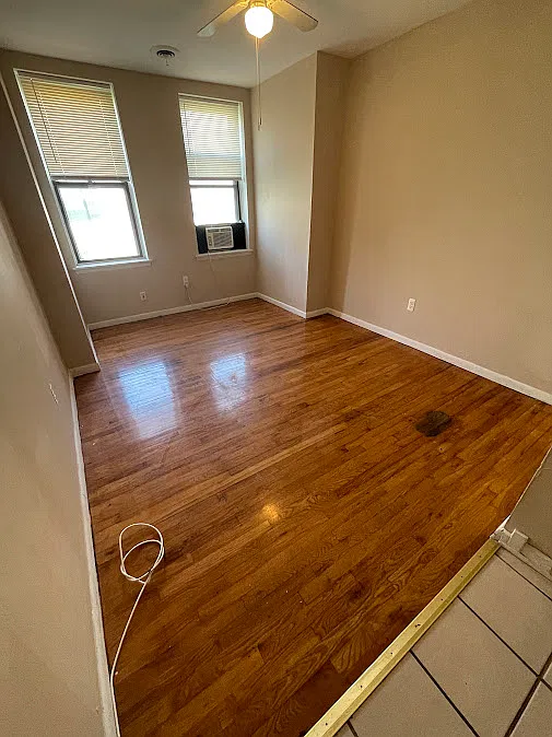 2148 Apt 2: Living Room