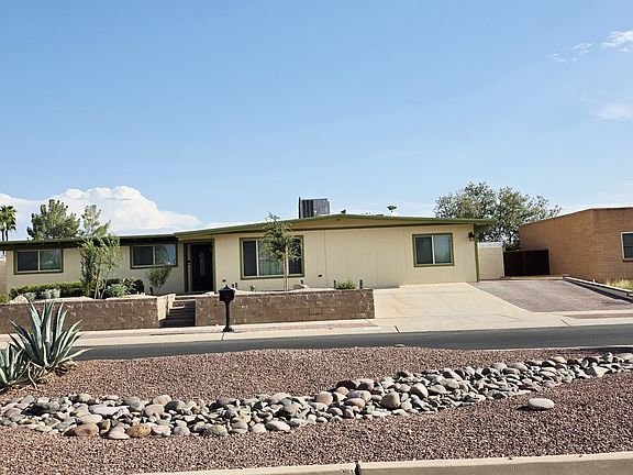 2nd image of 9042 E Kenyon Dr