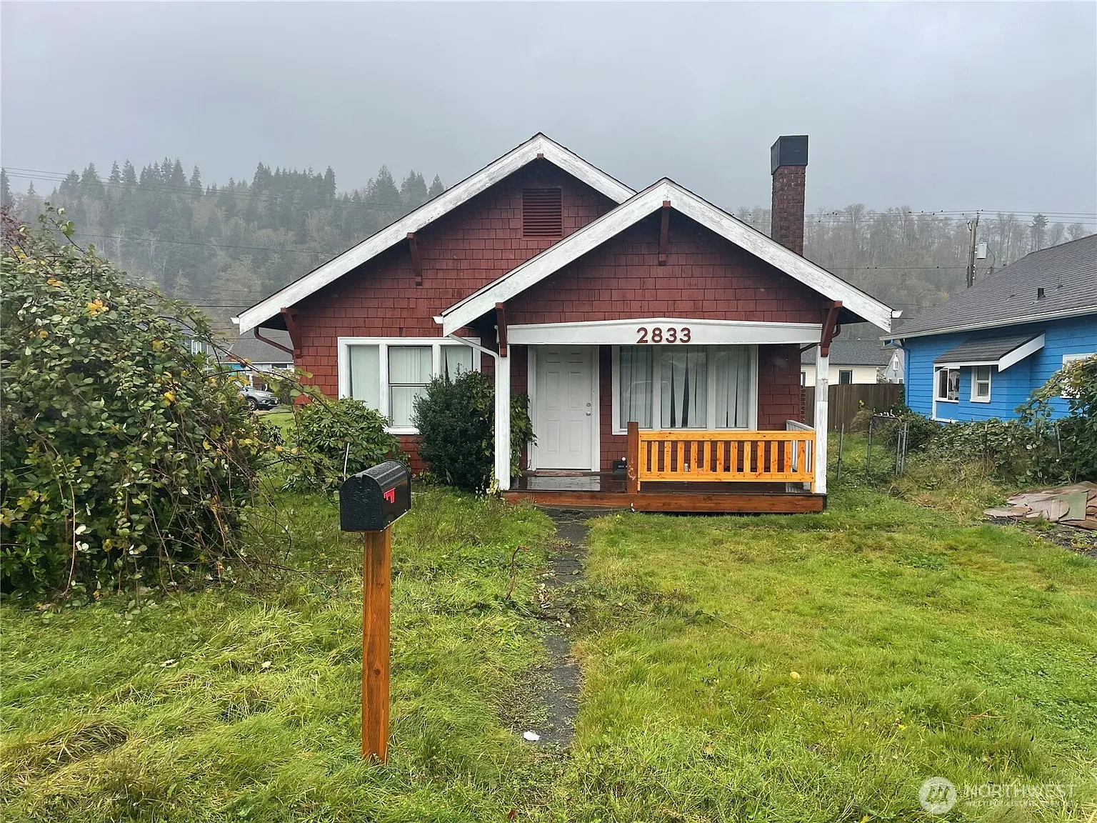 2833 Simpson Ave photo 1