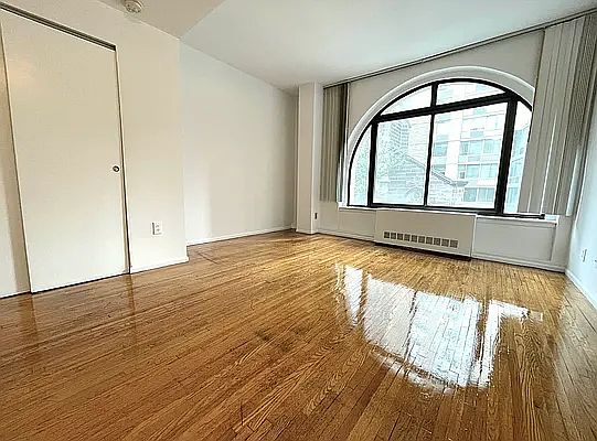 1st image of 121 E 12th St APT 4B
