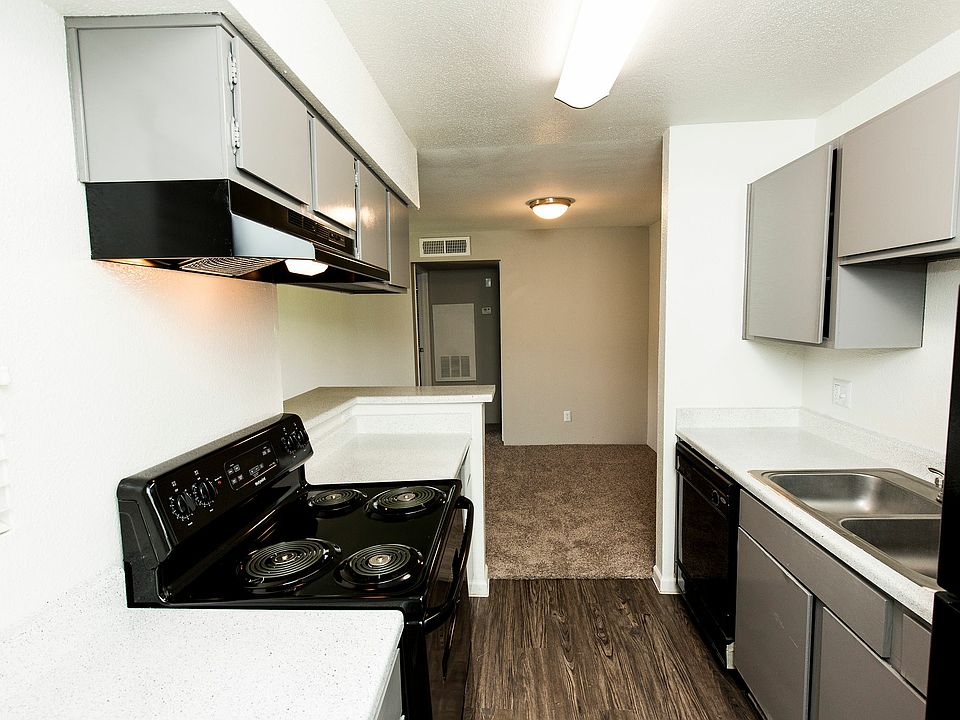 1st image of 14810 Crosswinds Dr #1607