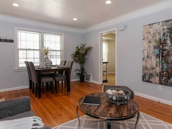 5th image of 1129 Birk Ave