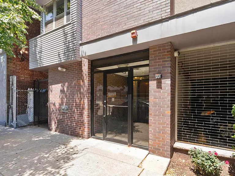 5501 Hudson Ave #407 — Photo 17