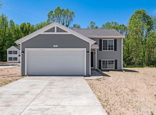 5659 Claremount St, Portage, MI 49024