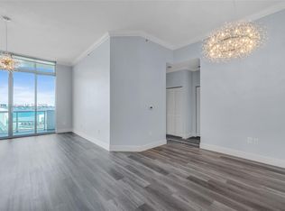 7900 Harbor Island Dr #PENTHOUSE 8, North Bay Village, FL 33141