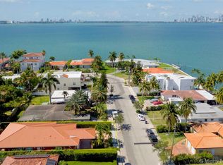7517 W Treasure Dr, North Bay Village, FL 33141