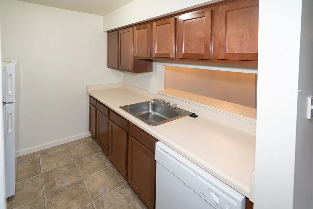 Building Photo - 2875 Heritage Dr #2