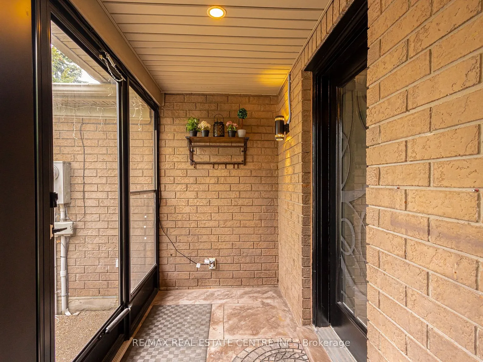 3 bed, $3,200 — Photo 4