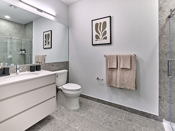 5th image of 1 Langdon Pl #739