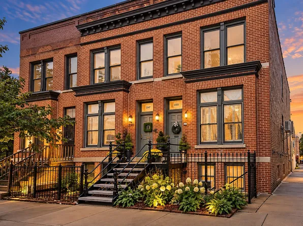 2151 W Polk St, Chicago, IL 60612