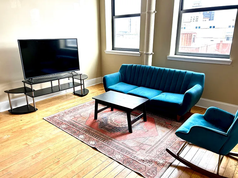936 Broad St #317 — Photo 4