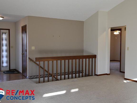 3rd image of 8201 Bancroft Ave