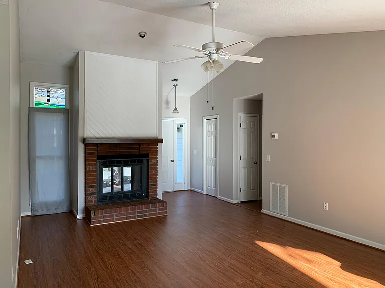 3605 Leaning Tree Ct — Photo 13