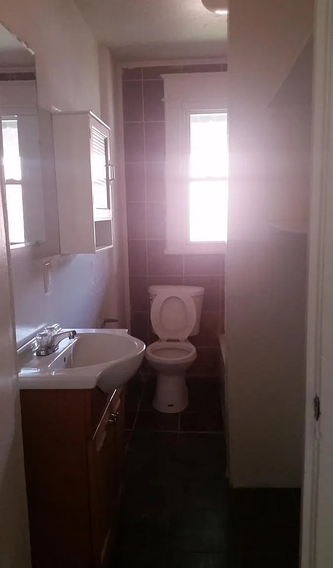 3 bed, 1000 sqft, $1,035 — Photo 4