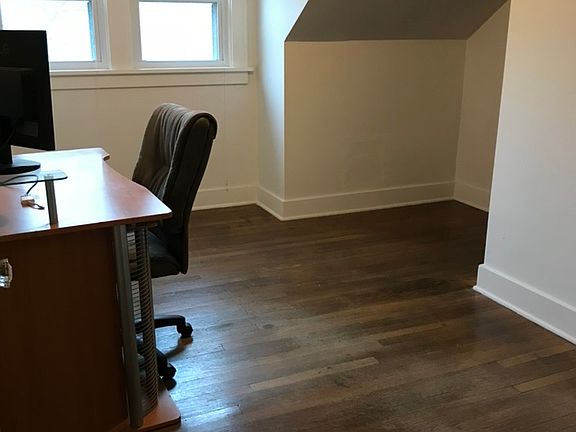 5th image of 521 Vine St