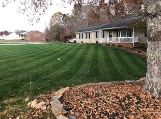 887 Walnut Creek Rd, Danville, VA 24540