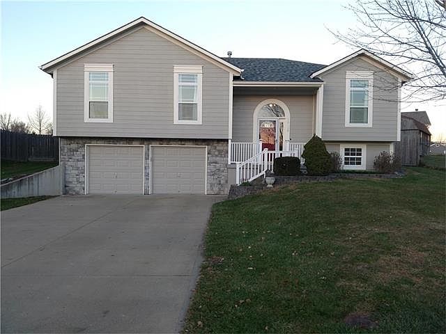 1st image of 18108 E 11th Terrace Ct N
