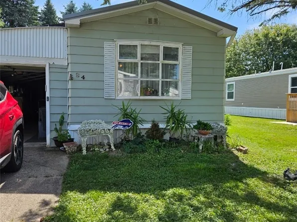 84 Laurel St, Akron, NY 14001