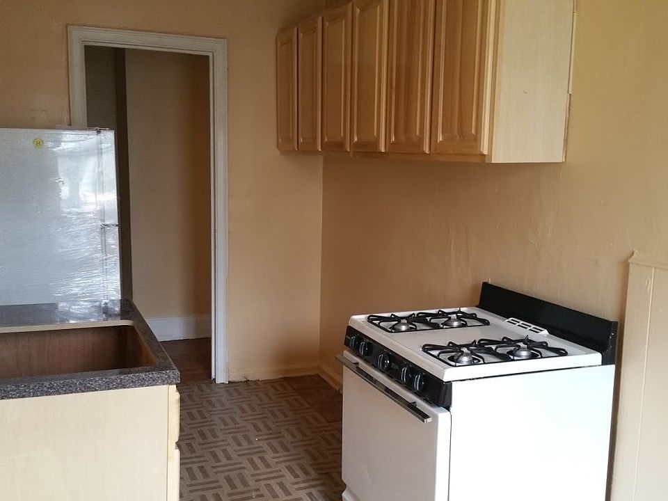 1st image of 55 Sheridan Ave APT A3