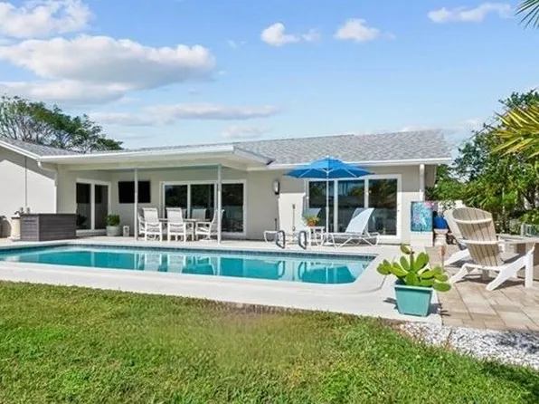 1016 Shaddelee Ln E, Fort Myers, FL 33919